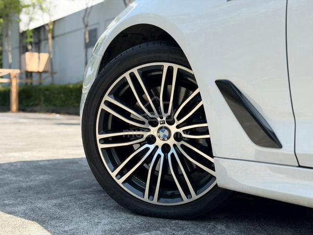 2017 BMW 530i 2.0 M-SPORT G30 MIL-80K+ H.KARDON - 5