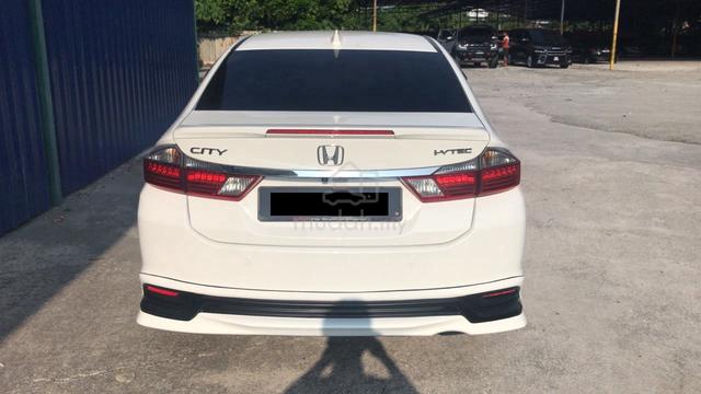 2020 Honda CITY 1.5 V (loan kedai) - 2
