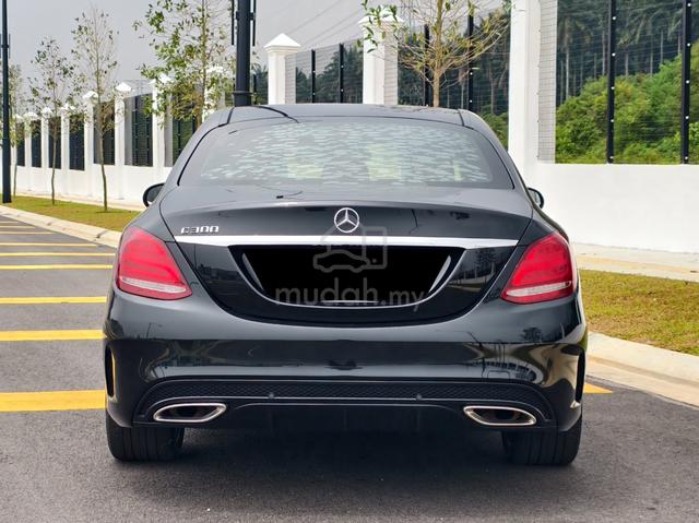 2016 Mercedes Benz C300 AMG Line 2.0 Sunroof F/Lo - 3