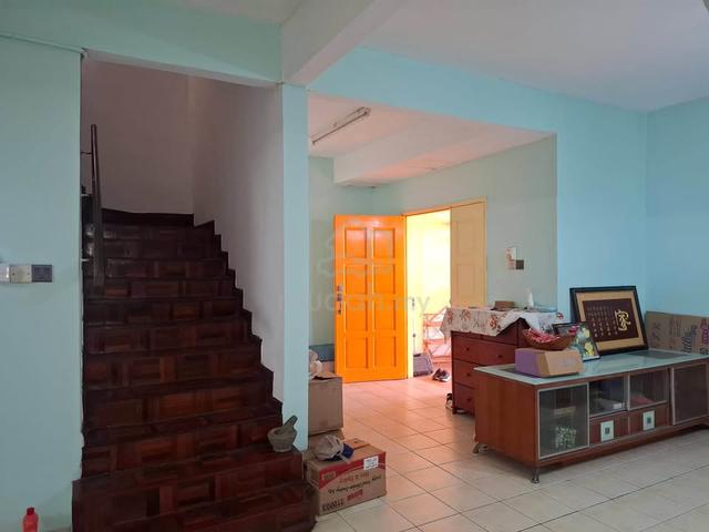 Taman Ujana Kingfisher Likas | House UMS Alamesra | 1 Borneo Sepanggar 1