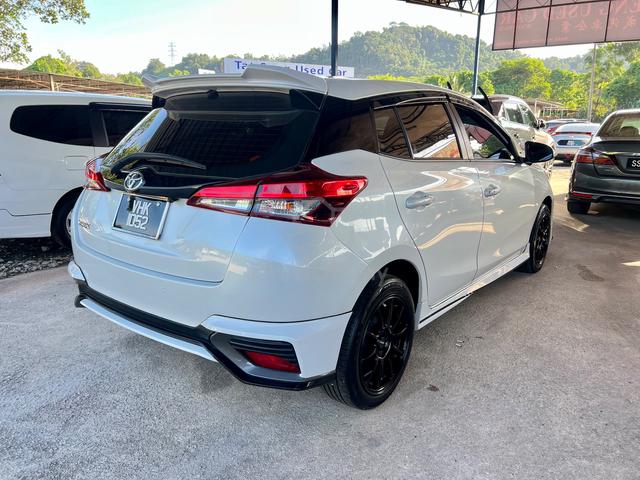 2022 Toyota YARIS 1.5 E (A) FACELIFT - 4
