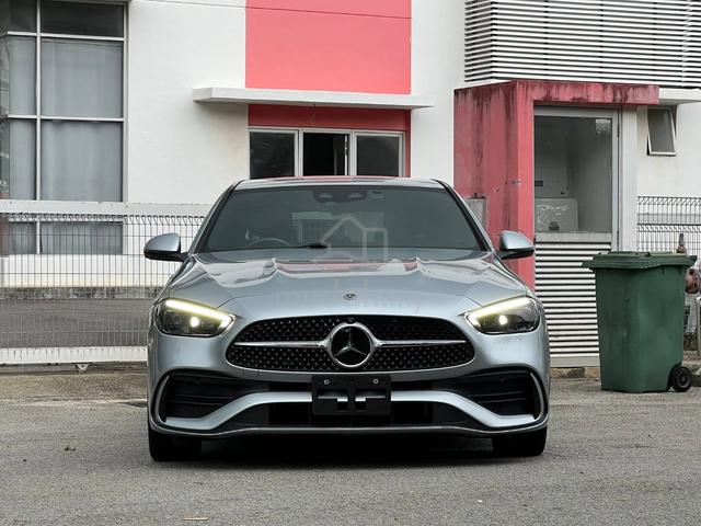 2022 Mercedes Benz C-200 Sedan AMG Line (JAPAN) - 4