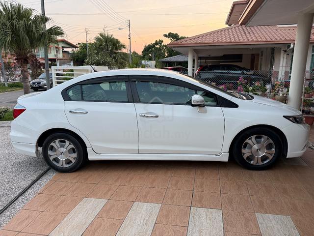 2013 Honda CIVIC 1.5 (HYBRID) (A) - 3