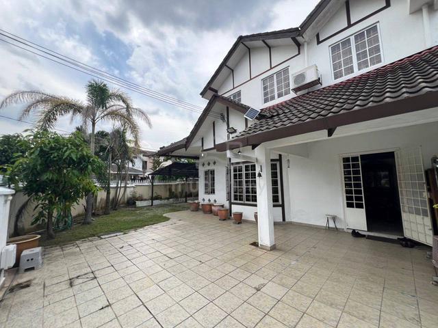 CORNER LOT 1.5 Storey Usj 6 Subang Jaya 2