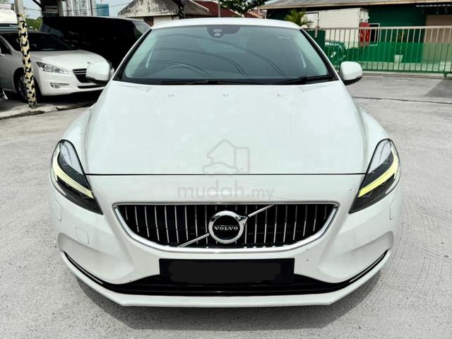 2017 Volvo V40 2.0 T4 (A) - 1
