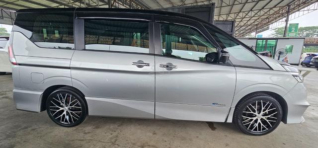Nissan SERENA 2.0 J IMPUL PREMIUM (Nissan Service) - 4