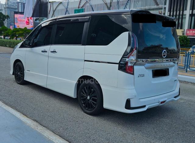 2022 Nissan SERENA 2.0 PREMIUM HIGHWAY STAR (A) - 4