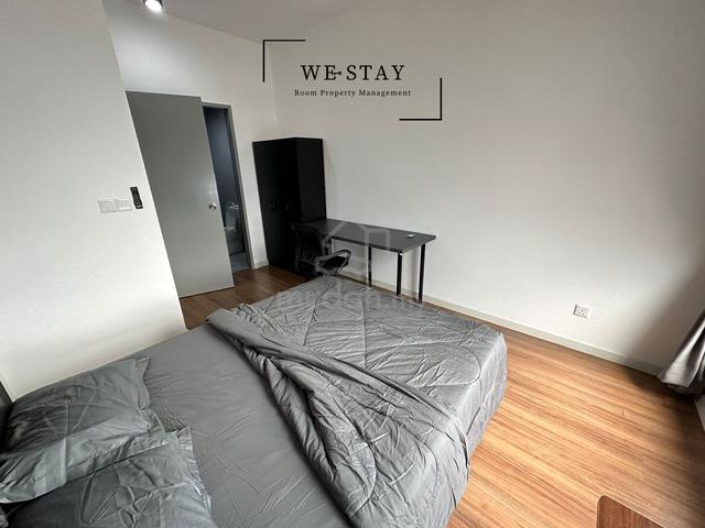 M Vertica Master Room Rental 1