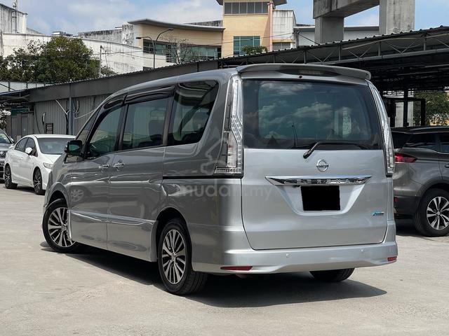 NISSAN SERENA 2.0 HIGHWAY STAR PREMIUM Ful Leather - 2