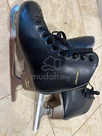 ice skating shoes - photo 3 of 3