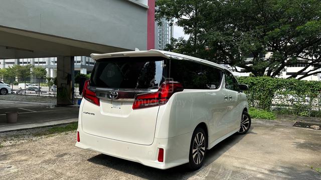 14k km 2022 Toyota ALPHARD 2.5 SC Dim Bsm 4.5B - 3