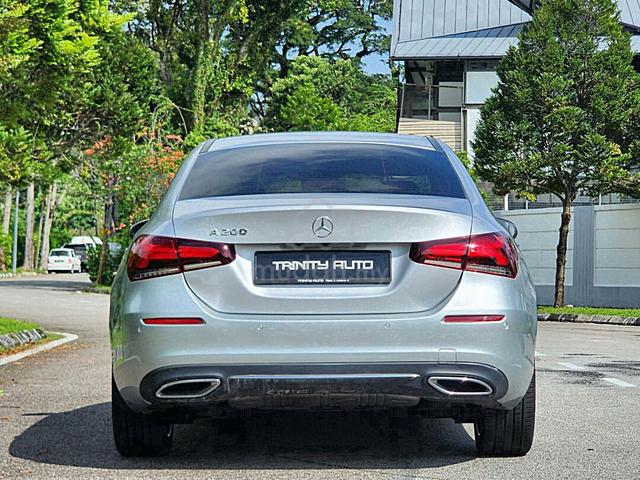 MAR 2022 MERCEDES A200 Sedan (A) V177 7G 1 Owner - 4
