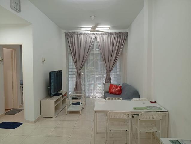University Green Apartment 1