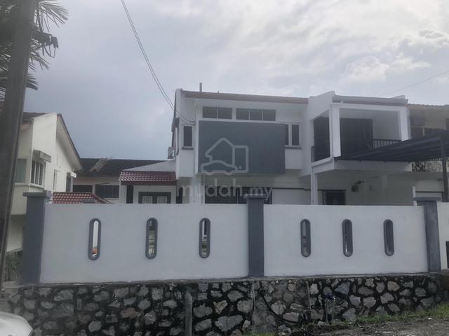 FULLY RENOVATED 2 Storey Semi D Taman Cuepacs, Batu 9, Cheras 1