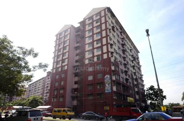 Desa Mentari Flat (Block 5) 1