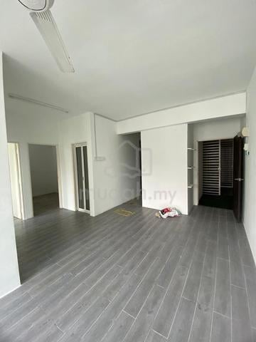 Skyridge Apartment 1