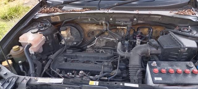 2005 Ford ESCAPE 2.0 (A) - 4