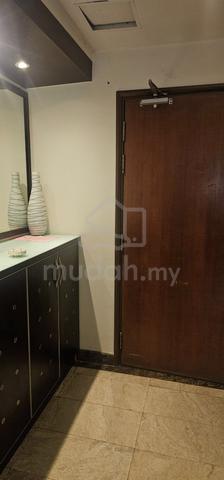 Crown Regency 1