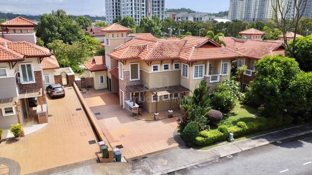 [Spacious Big Land] Double Storey Bungalow House, Presint 14 Putrajaya 1