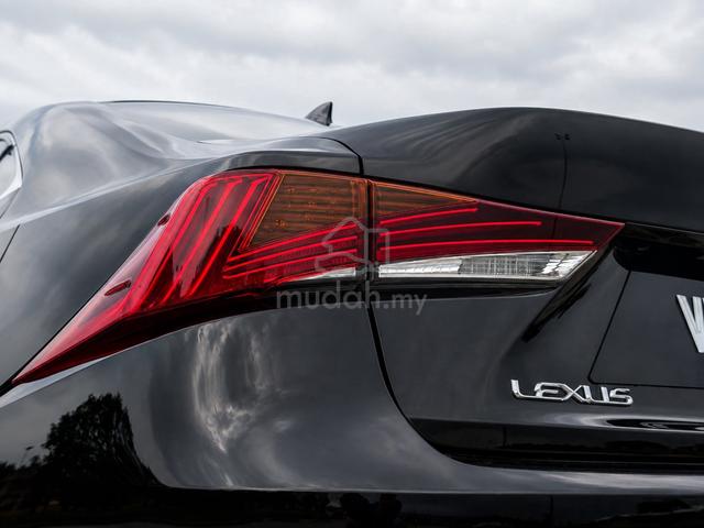 2018 Lexus IS300 2.0 T F-SPORT MY2015 FACELIFT (A) - 5