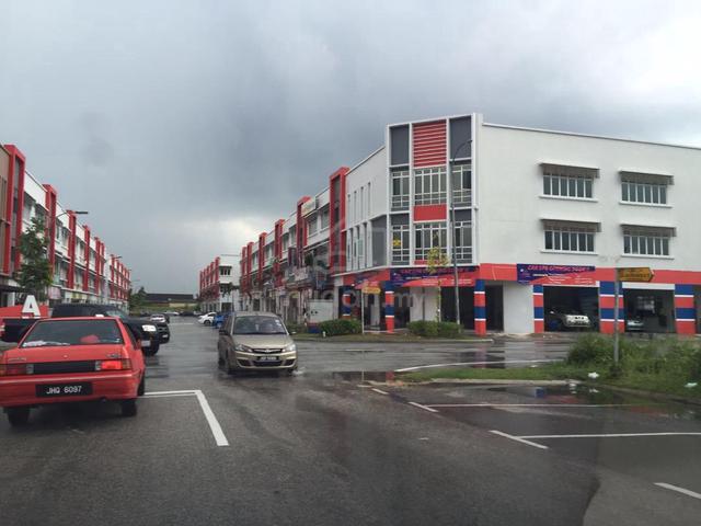 Taman Bukit Dahlia Jalan Serangkai Three Storey Corner Shoplot 1