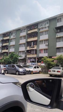 Flat Pandan Indah 1