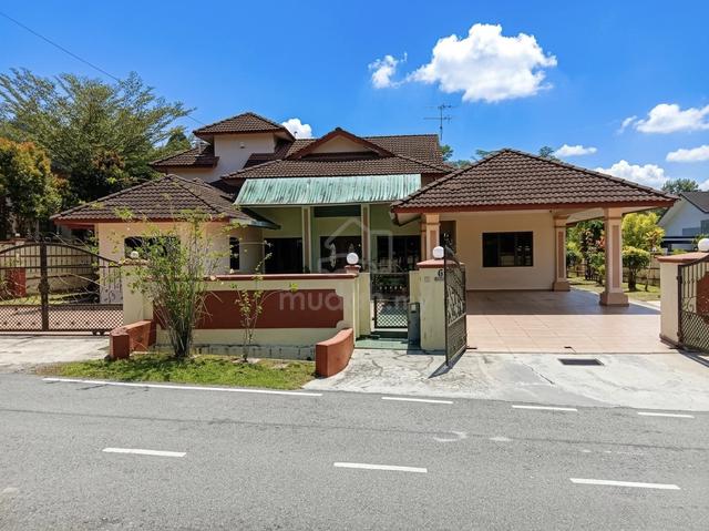 Huge Size RENO Bungalow 1.5 Storey Villa Bistari , Gombak 1