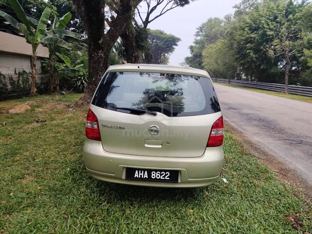 2010 Nissan GRAND LIVINA 1.6 CLASSIC/COMFORT (A) - 4
