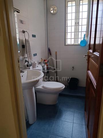 Sandakan Bt2 Bungalow House for Sales with spacious compound 8494sqft. 1