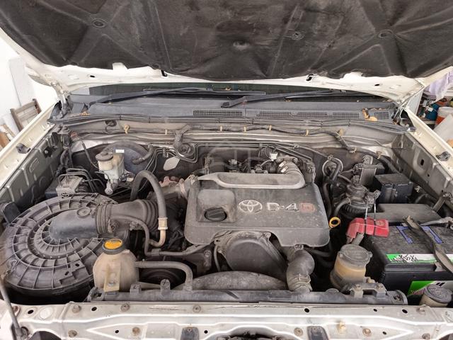 2009 Toyota HILUX 2.5 G MY05 KUN25R (A) - 5