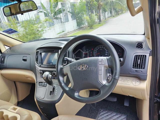 2019 Hyundai GRAND STAREX 2.5 EXECUTIVE PLUS F/LOA - 3