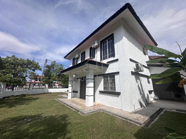 CORNER LOT 2 Storey Semi D Bandar Bukit Mahkota, Bangi 1