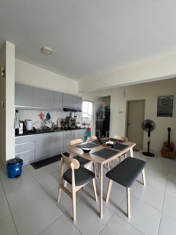 Solace Service Apartment @ SetiaWalk 1