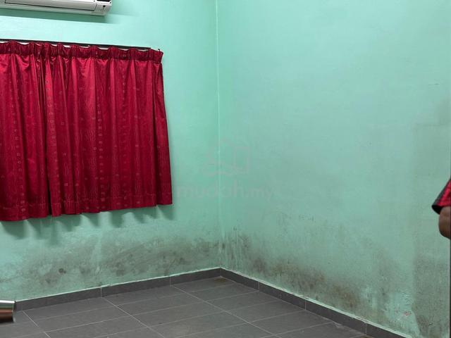 Full loan renovated single storey taman daya meru klang 1