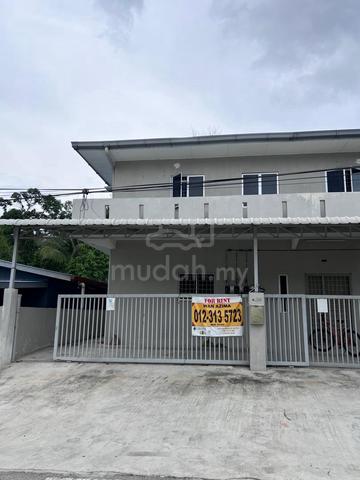 Townhouse [Ground Floor] Jalan Matang Pagar, Sg Buloh 1