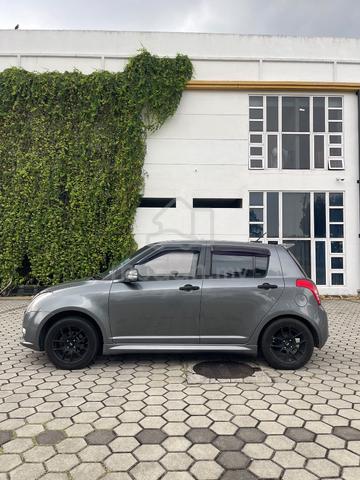 2010 Suzuki SWIFT 1.6 SPORT (A) Siap Tukar Nama - 4
