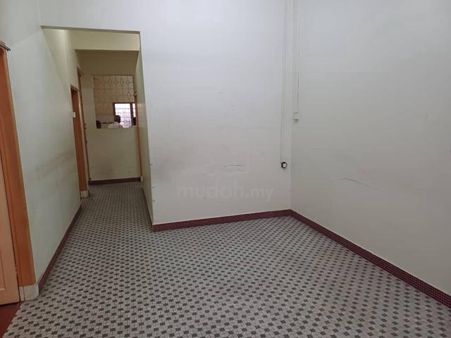 TINGKAT JELUTONG , 1/terrace for sale - la 1400sf 1