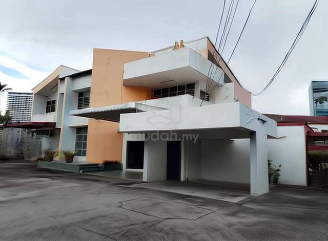 2 Storey Bungalow Codrington Avenue Facing Main Road Pulau Tikus 1