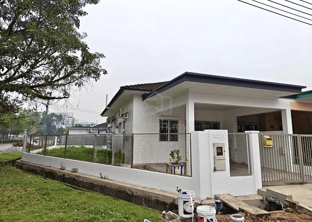 CORNER, Teres Setingkat, STUTONG BARU 1