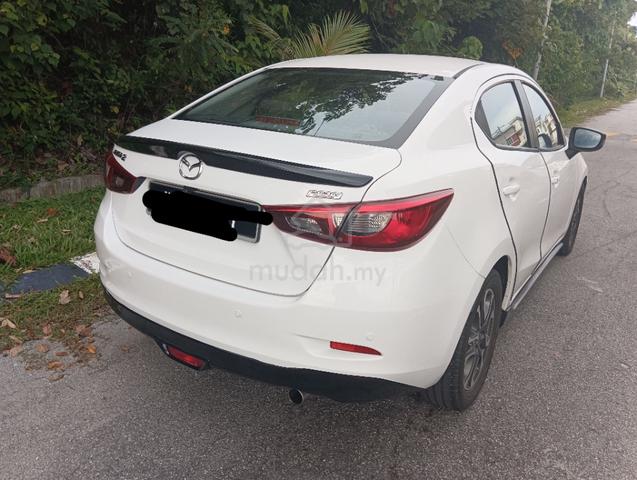 2015 Mazda 2 1.5 VR FACELIFT (A) - 2