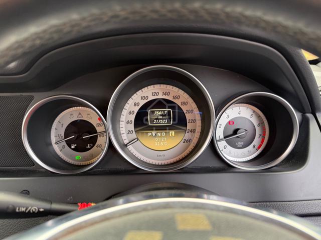 2011 Mercedes Benz C200 AMG LINE (CBU) 1.8 (A) - 4