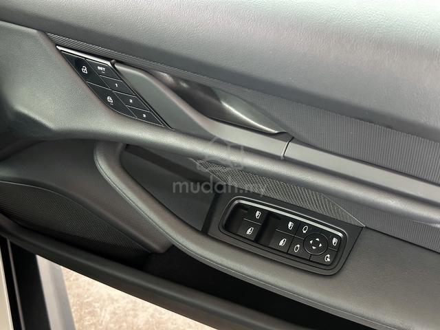2023 Porsche TAYCAN 4S RECON LOW MILAGE!! - 4