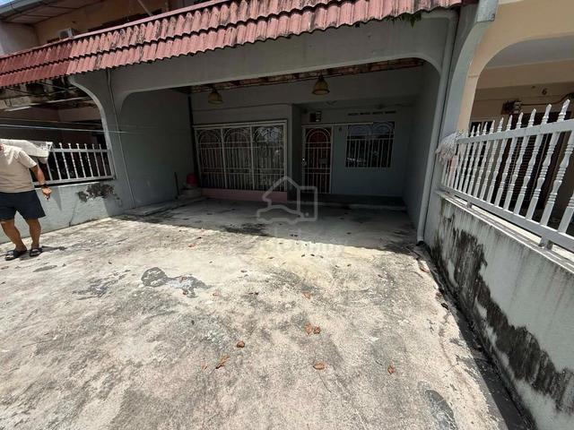 Taman Sri Muda, Guard 20x60 Seksyen 25, Shah Alam, Facing Garden 1
