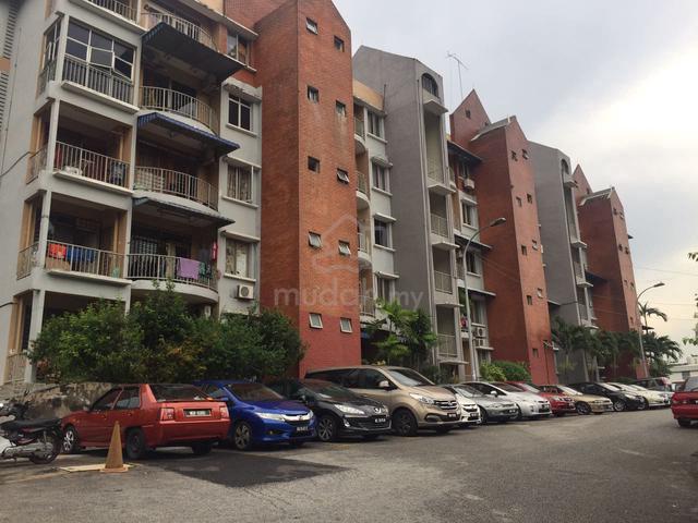 Megah Court Apartment 1