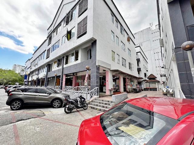 END LOT GROUND Floor Shop Office Lot Kompleks Diamond Bandar Bangi 1