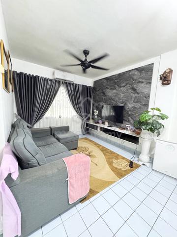 Rumah Pangsa Permas Jaya 1