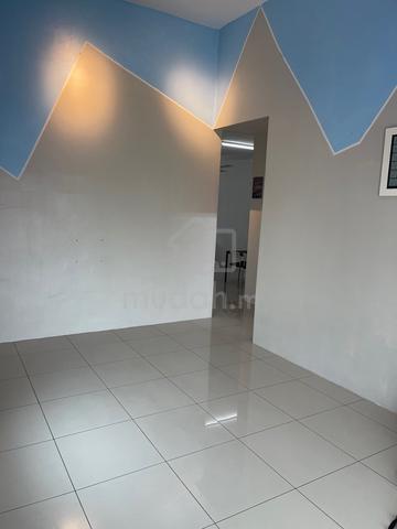 Rumah Untuk Disewa 1