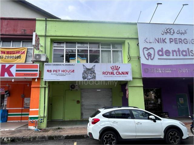 Facing Main Road 2 Storey Shop @ Persiaran Bangi 1