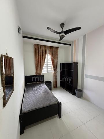 Room for rent 1