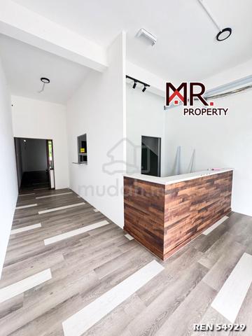 FACING ROAD 2 Storey Shop Lot Kuala Ketil Commercial Centre FOR SALE 1